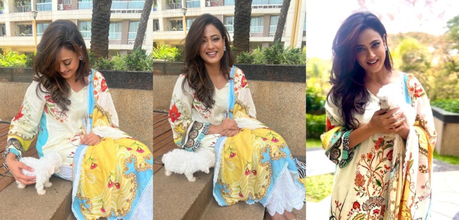 Shweta Tiwari Inspired Budget Friendly Ethnic Suit To Gift Your Sister On Rakhi 912934