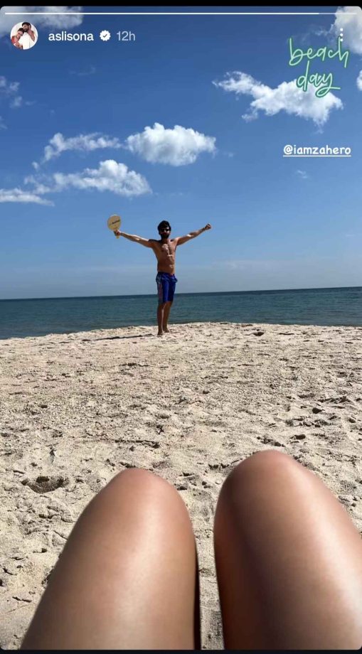 Sonakshi Sinha & Zaheer Iqbal's mushy PDA images from the beach wins the internet 914735