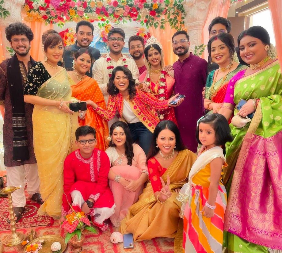 Star Jalsha Show 'Tomader Rani' Concludes Shooting-Ending with Rani-durjoy's Marriage 912379