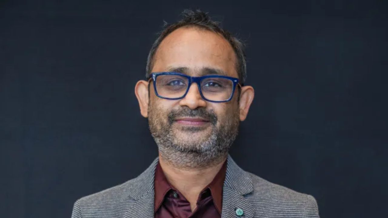 “The pleasure of the human body is  something that definitely should  be discussed,”  Says  Puneet Krishna  the  director of  Netflix’s Eyebrow  Raising New Series Tribubhuvan  Mishra CA Topper 910434
