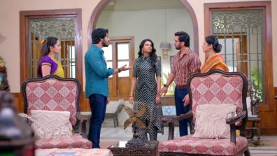 Udne Ki Aasha Written Update 2nd August: Renuka And Tejas Hide The Jobless News From Roshni