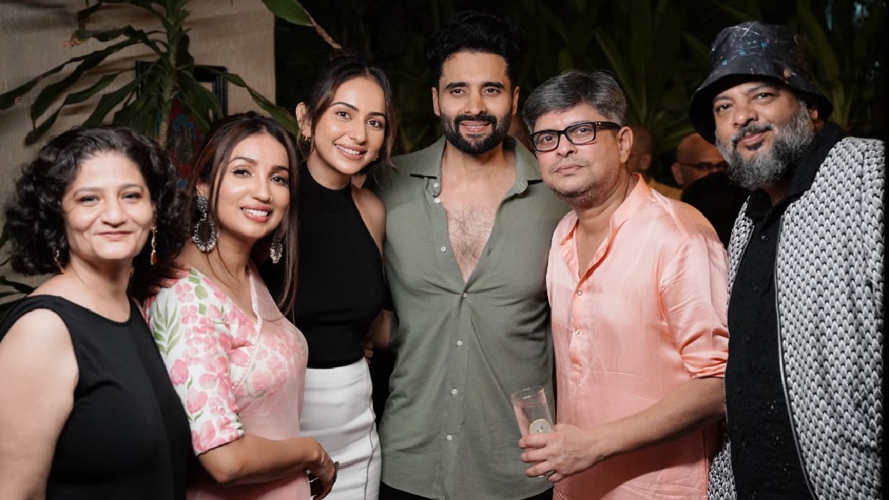 Writer Kanika Dhillon Hosts Success Bash Of Taapsee Pannu Starrer Phir Aayi Hasseen Dillruba, Sneak Peek 915341