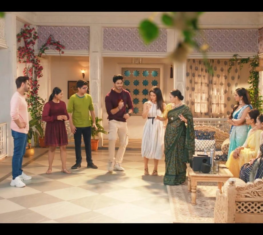 Yeh Rishta Kya Kehlata Hai Episode Written Update August 17: Abhira And Armaan's Playful Prank Leaves Poddar In Shock 913701
