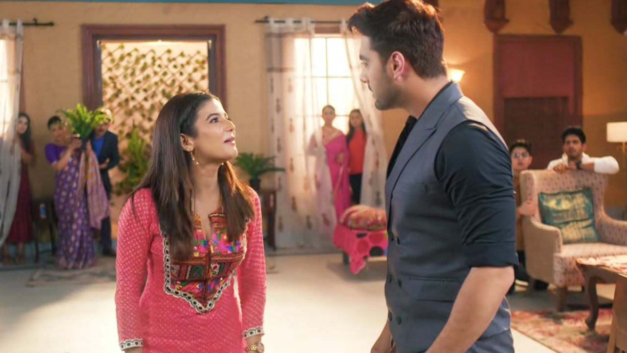 Yeh Rishta Kya Kehlata Hai Episode Written Update August 17: Abhira And Armaan's Playful Prank Leaves Poddar In Shock 913703