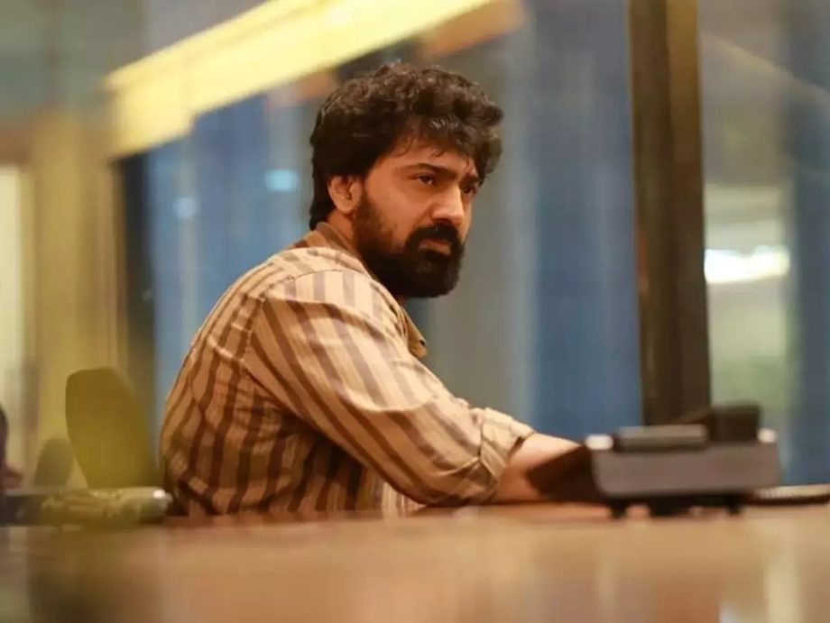 All About Srijit Mukherji's Pujo Special 'Tekka' 917093