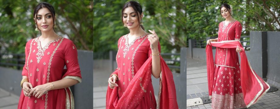 Elevate Your Ganesha Visarjan Look In Salwar Suits Like Divyanka Tripathi, Asha Negi & Akanksha Puri 917365