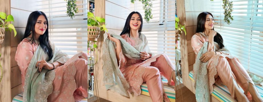 Elevate Your Ganesha Visarjan Look In Salwar Suits Like Divyanka Tripathi, Asha Negi & Akanksha Puri 917367
