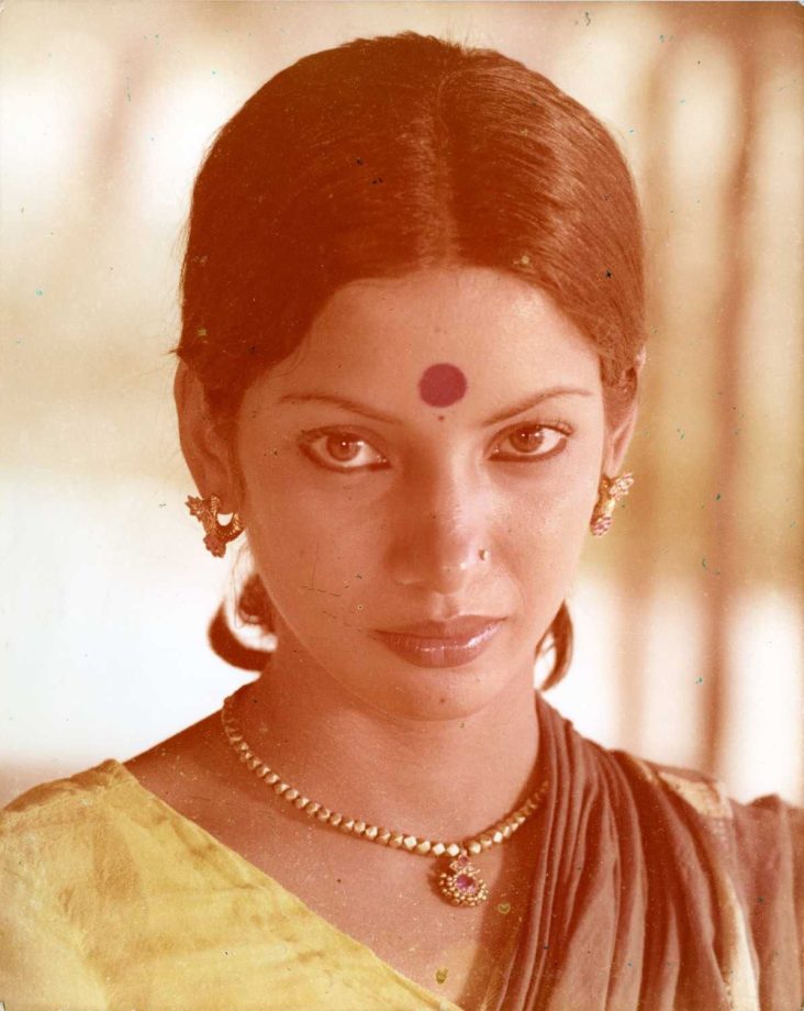 Happy Birthday Shabana Azmi: 50 Years in the film industry and So Many Iconic Roles! 918427