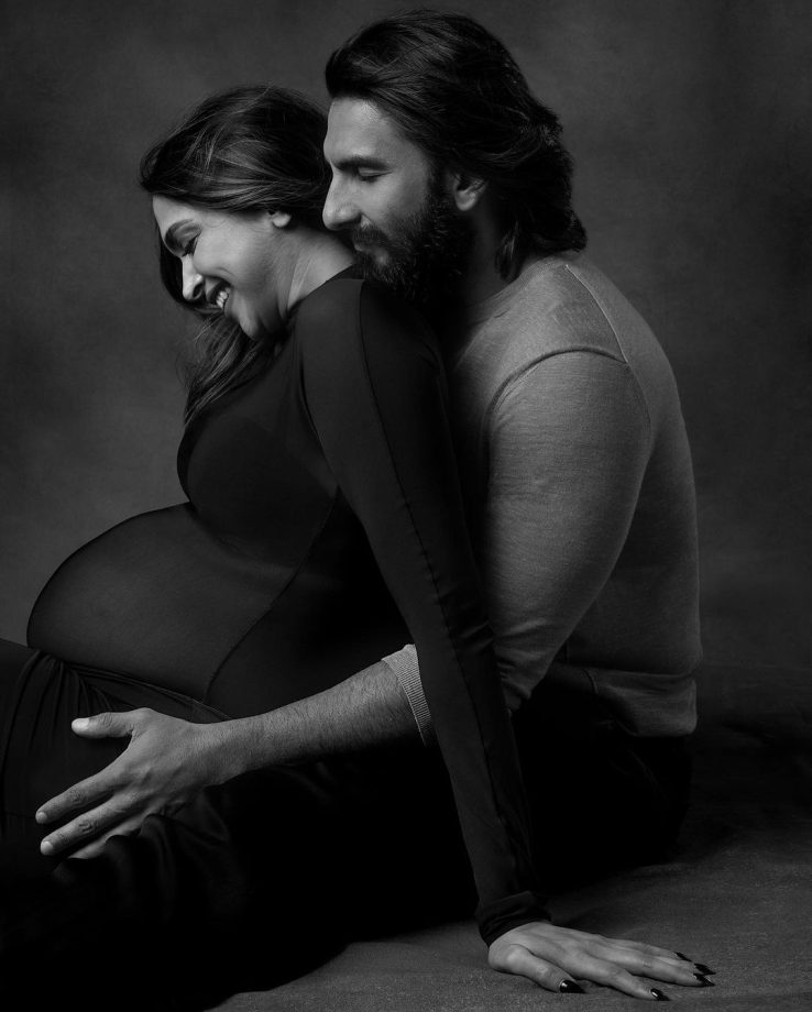 Melting our hearts! Power Couple Ranveer Singh and Deepika Padukone Share Heartwarming Pregnancy Shoot Pictures & we are in awe! 916370