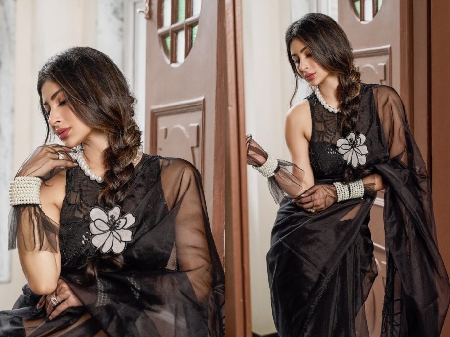 Mouni Roy Is A Bong Babe: Delve Into Her Ooh La La Saree Looks 918047