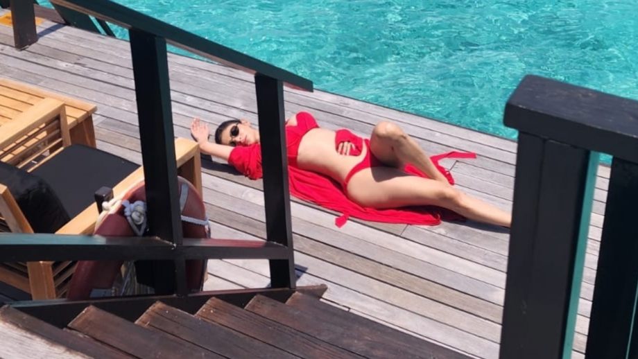 Mouni Roy Paints Maldives Red with Stunning Birthday Swimwear 919789