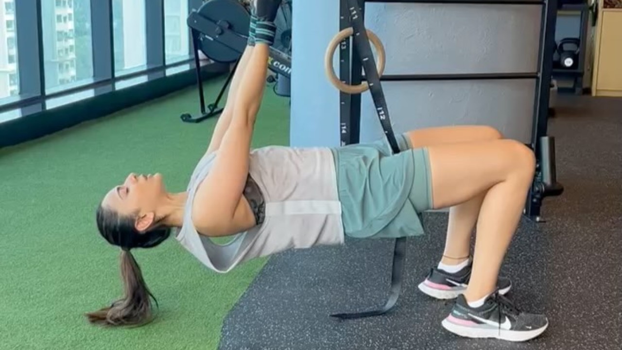 Rakul Preet Singh's Fitness Secret Revealed: Consistency is Key to Her Strong and Sexy Physique 916960