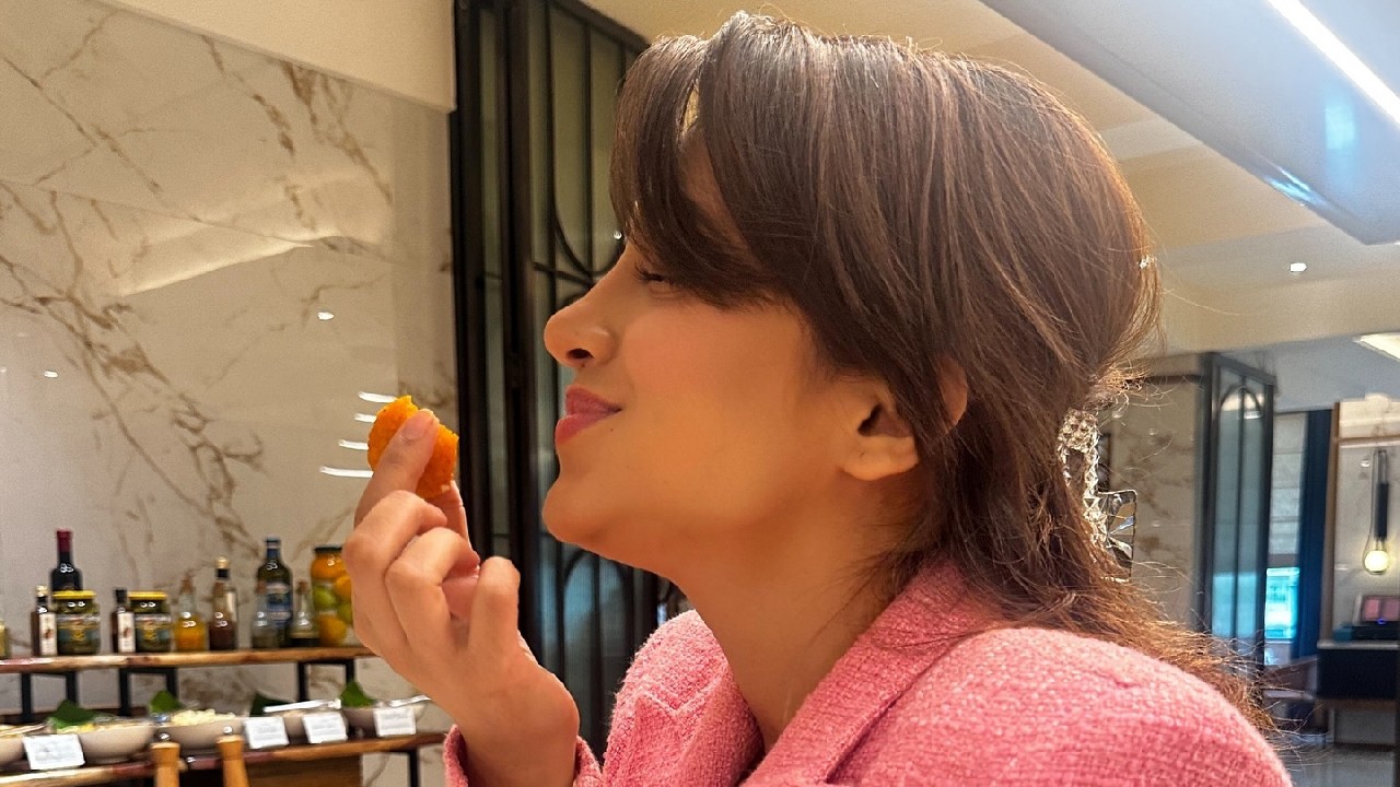 Shivangi Joshi Exhibits Her #PaniPuriLove In This Way; Take A Look At Her Craving For Chat
