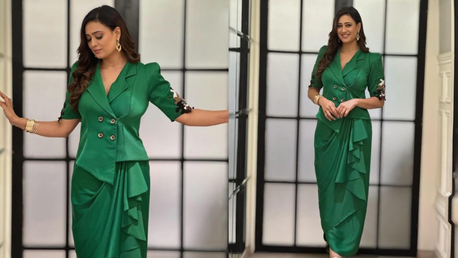 Shweta Tiwari Stuns in Indo-Western Green Co-Ord Set Exudes Elegance 919526