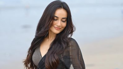 Surbhi Jyoti Looks Breathtaking In Black Printed Saree With Spaghetti V-neckline Blouse