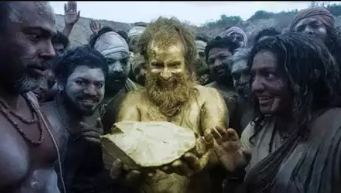 'Thangalaan' Review: The Metamorphosis of Chiyaan Vikram somehow makes up for an abstract & half-baked idea 916703