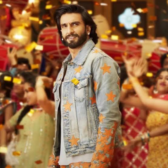 6 times Ranveer stunned us with his jaw-dropping transformation 923284