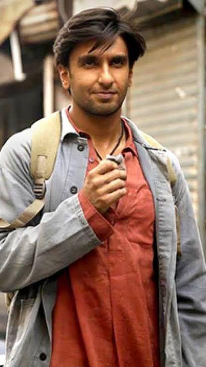 6 times Ranveer stunned us with his jaw-dropping transformation 923285