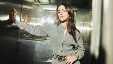Ananya Panday nails the sweater look with a chic & minimalist vibe