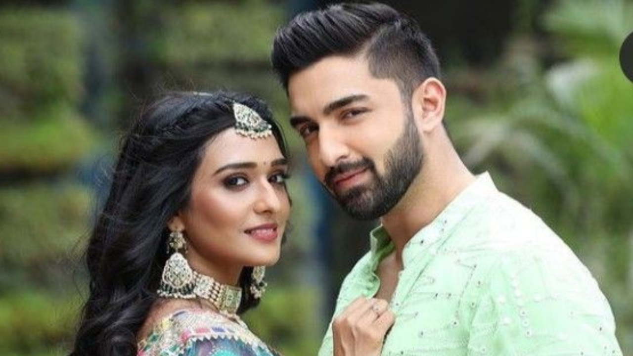 Bhagya Lakshmi: Rohit Suchanti's Reaction Is No-Miss As He Sees On-screen Wife Aishwarya Khare In Red Saree 923804