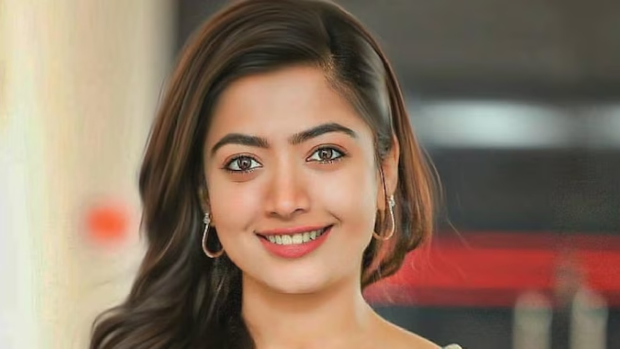 Celebrating Navratri in Garba Srivalli aka Rashmika Mandanna Style