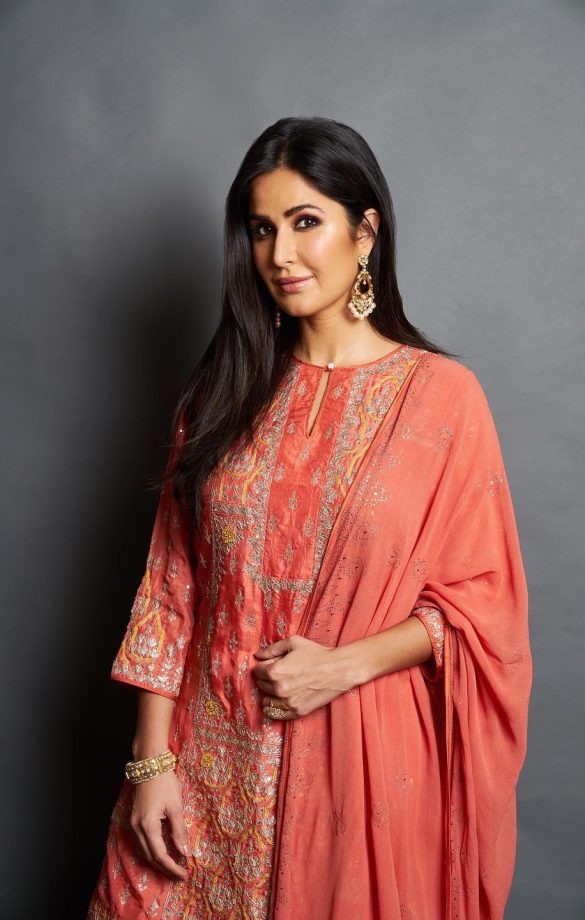 From Kareena Kapoor to Shraddha Kapoor, here's when they nailed their festive looks 921536