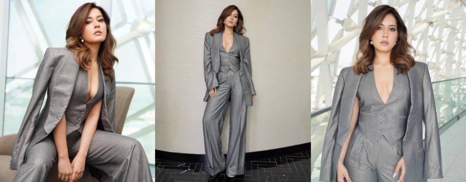 Glamour and Glitz: Priyanka Chopra and Raashii Khanna's Latest Looks 920495