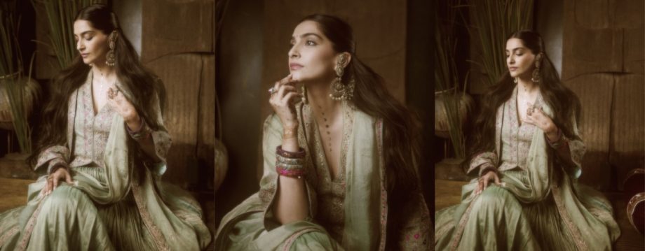 Priyanka, Parineeti, Rakul, Katrina, and Sonam: Bollywood Divas Celebrate Karwa Chauth with Love and Style 922711