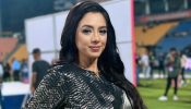 Rupali Ganguly's Cryptic Post Creates Intrigue; Who Is She Hitting Out At? 921143