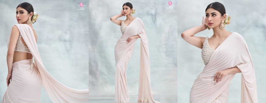 Sarees, Sizzle and Mouni Roy: Festive Feisty 921688