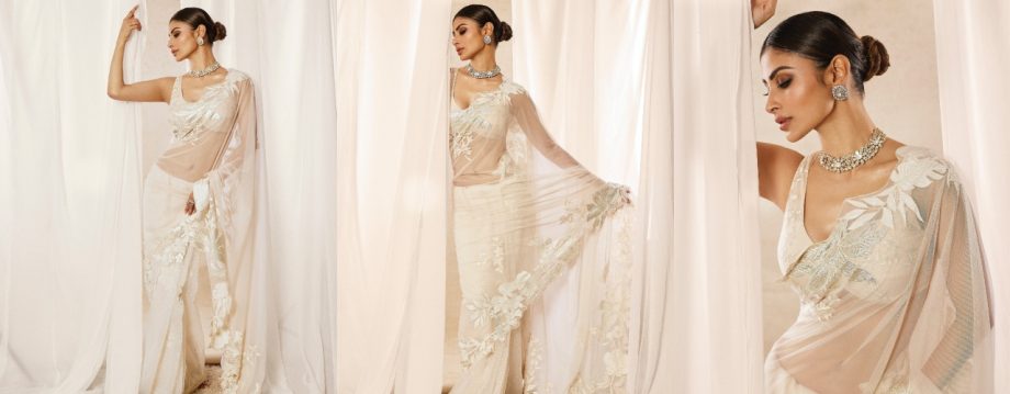 Sarees, Sizzle and Mouni Roy: Festive Feisty 921689