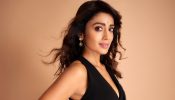 Shriya Saran Stuns in Manish Malhotra Saree, Exuding Elegance and Glamour 923567