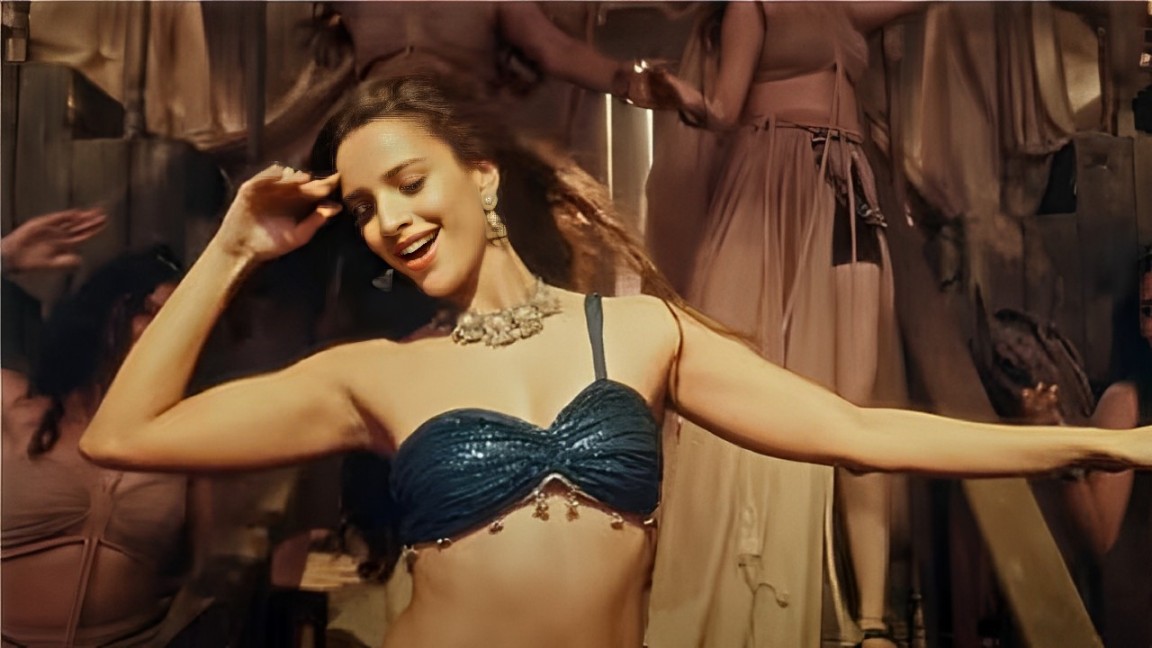 Triptii Dimri finally responds to criticism directed at her for 'Mere Mehboob' song 920192
