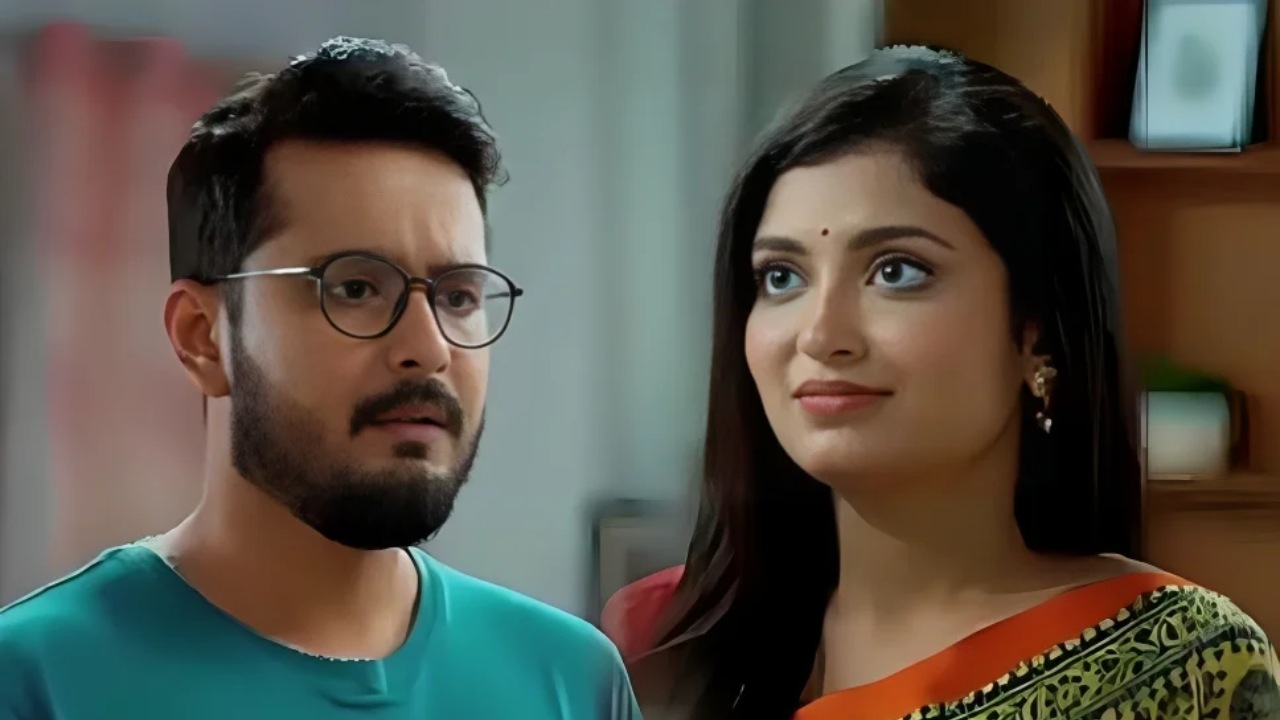 Zee Bangla's MithiJhora: Sarthak Confesses His Love to Srotoswini, But Is It Just a Figment of His Imagination? 924202