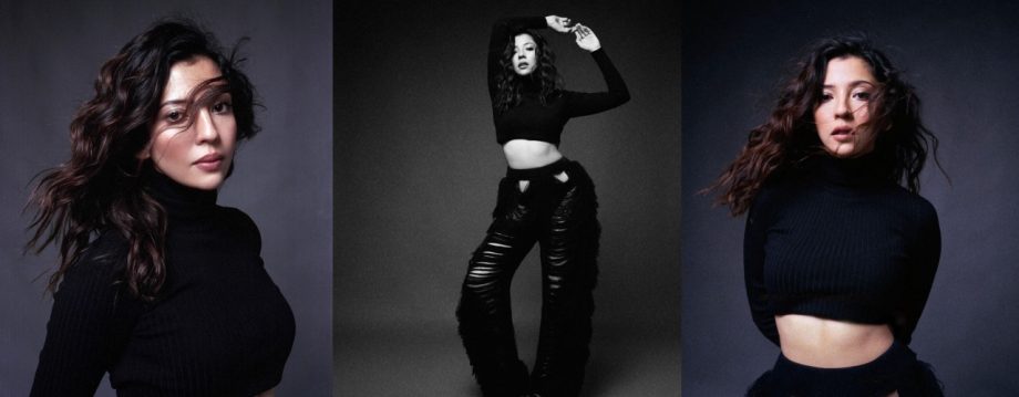 Barkha Singh sets the feeds on fire with some jaw-dropping pictures from a photoshoot! 925551