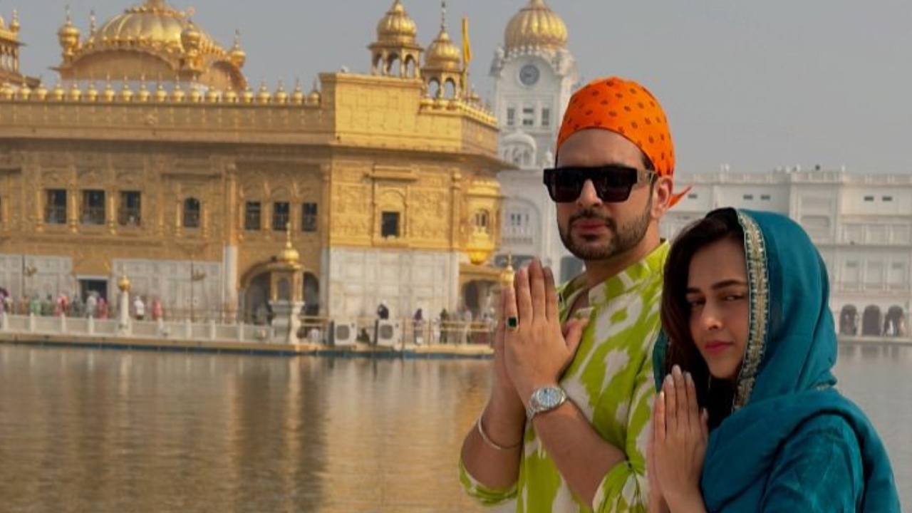 Bigg Boss 15 Winner Tejasswi Prakash Visits Golden Temple With Karan Kundrra, Shares ‘Couple’ Goals