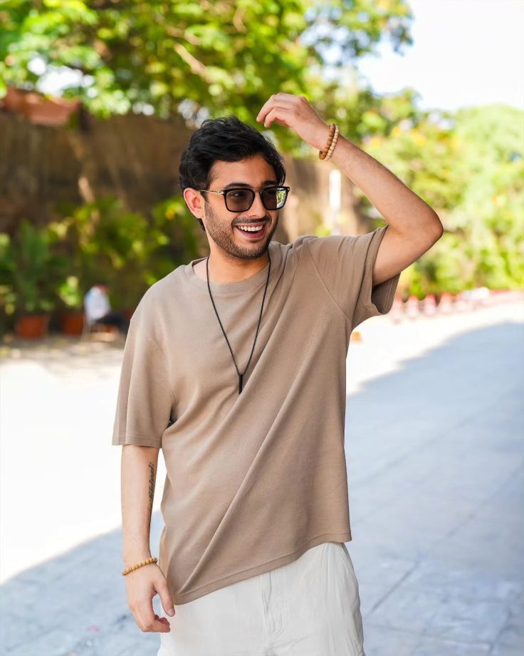 CarryMinati’s Style: YouTube King’s Fashion Game Beyond the Screen 926074