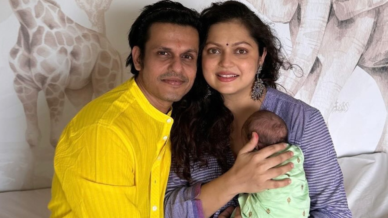 Cuteness Overloaded! Drashti Dhami Shares Perfect Family Picture, Poses With Daughter For The First Time 924482