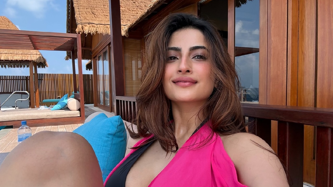 Palak Tiwari’s Maldives Look: Black, Bold, and Beautiful 926017