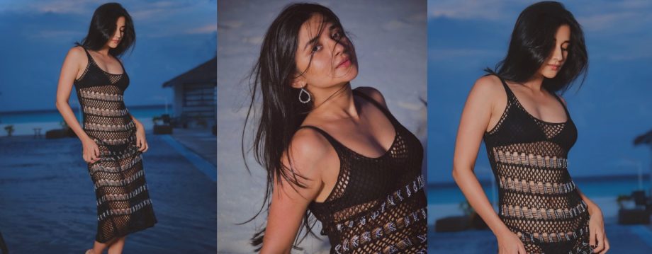 TV Divas Serve Stunning Beach Looks with a Fashion-Forward Twist 924655