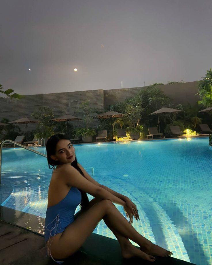Anushka Sen Turns Up the Heat in Four Sizzling Bikinis and Monokinis 934958
