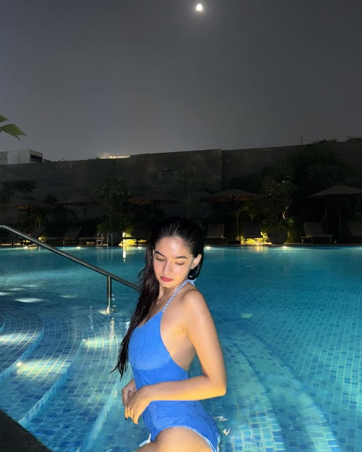 Anushka Sen Turns Up the Heat in Four Sizzling Bikinis and Monokinis 934946