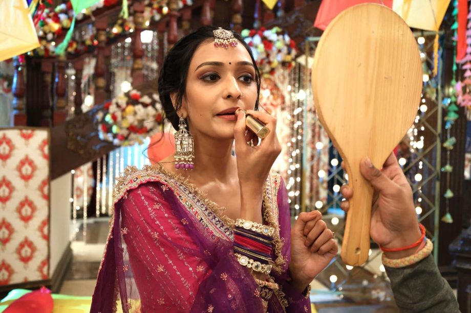 Bhagya Lakshmi Actress Aishwarya Khare Does Her Own Makeup On Set To Stay True To Her Character 934622