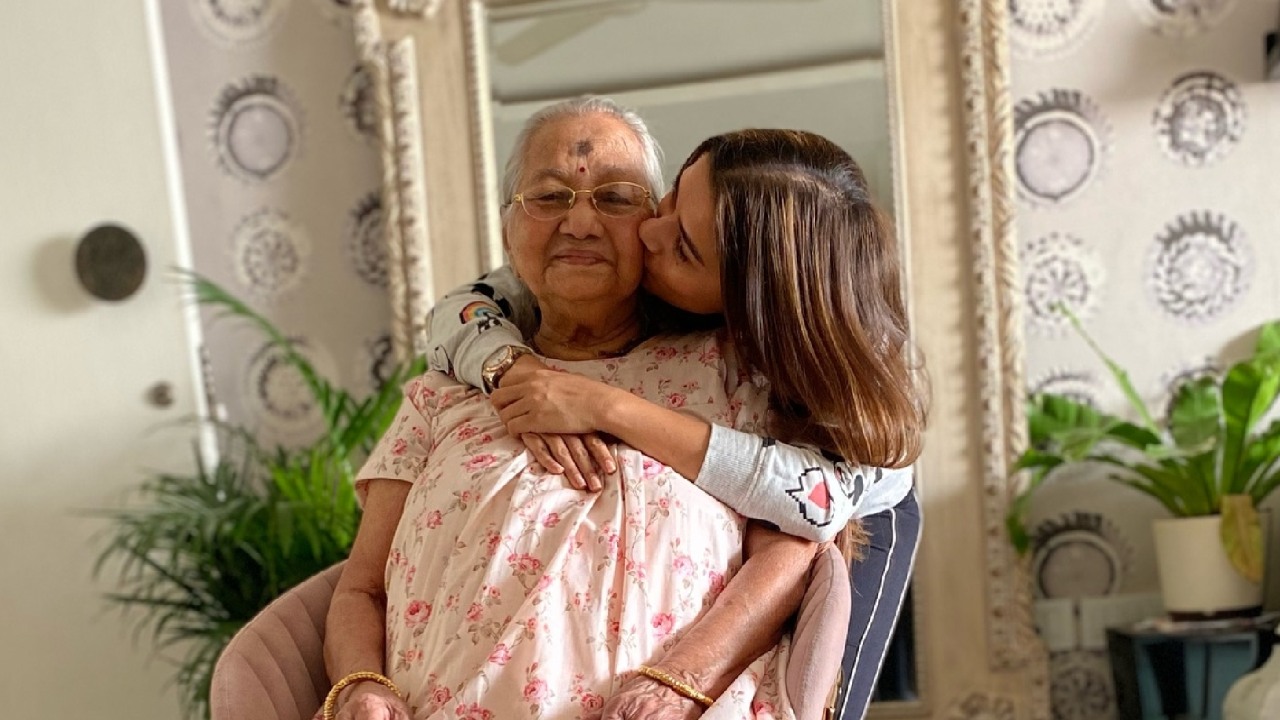 Tina Datta's Grandmother Passed Away- "Lost A Piece Of My Heart" 932804