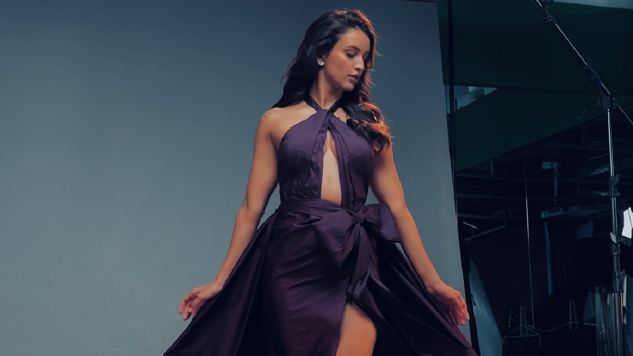 Triptii Dimri Is Perfect Blend Of 'Glamour' And 'Grace,' Here's Proof 932143