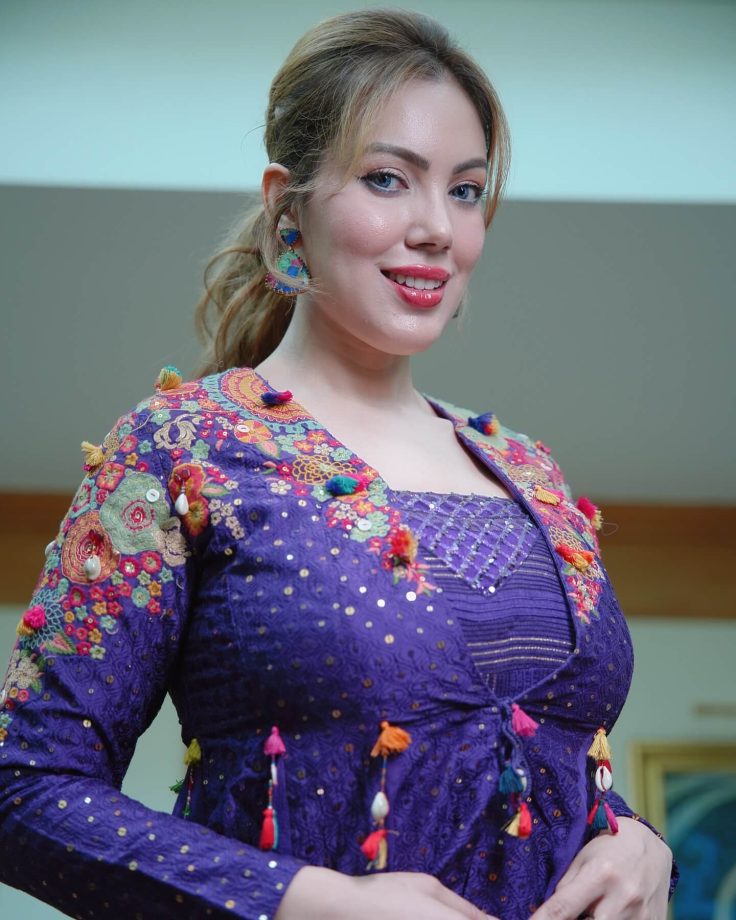 3 Must-Have Salwar Suits Inspired By Munmun Dutta, Divyanka Tripathi & Jannat Zubair 940897