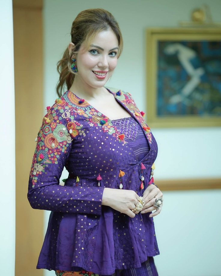 3 Must-Have Salwar Suits Inspired By Munmun Dutta, Divyanka Tripathi & Jannat Zubair 940900