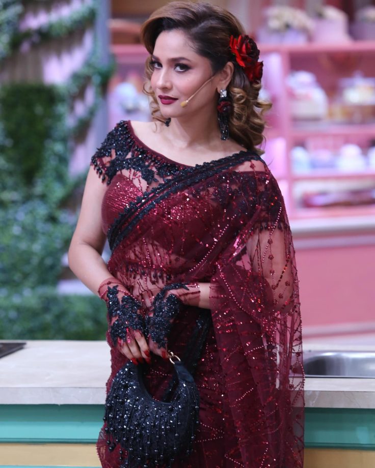 Ankita Lokhande Revives 90s Glam in a Maroon Saree 939822