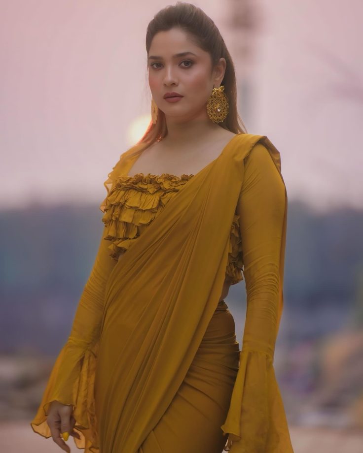 Ashi Singh's Floral Lehenga Vs Ankita Lokhande's Plain Saree: Who Is Soaring Hot In Traditional Style? 942179