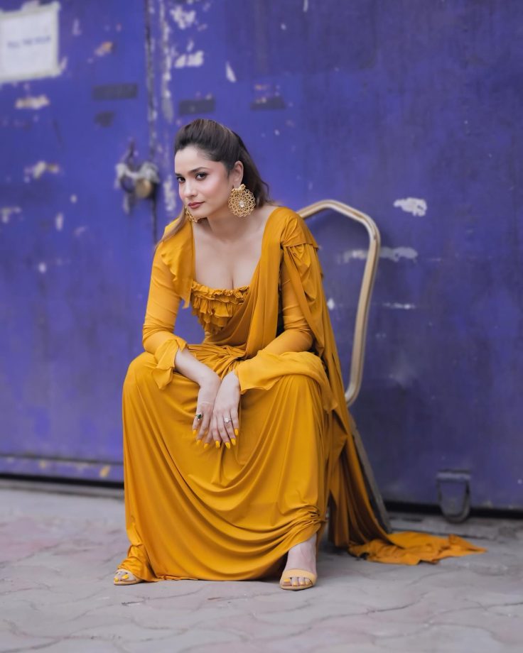 Ashi Singh's Floral Lehenga Vs Ankita Lokhande's Plain Saree: Who Is Soaring Hot In Traditional Style? 942180